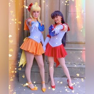 Super Sailor Venus Sailor Moon Cosplay Costume